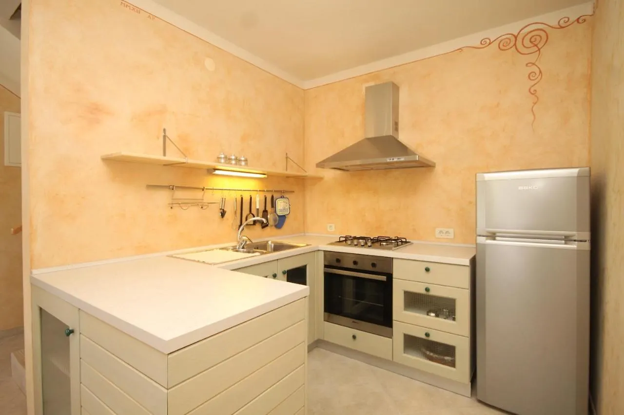 Holiday House With A Parking Space Nerezine, Losinj - 8016 Nerezine