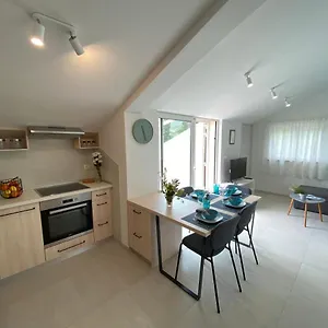 Vital Apartment